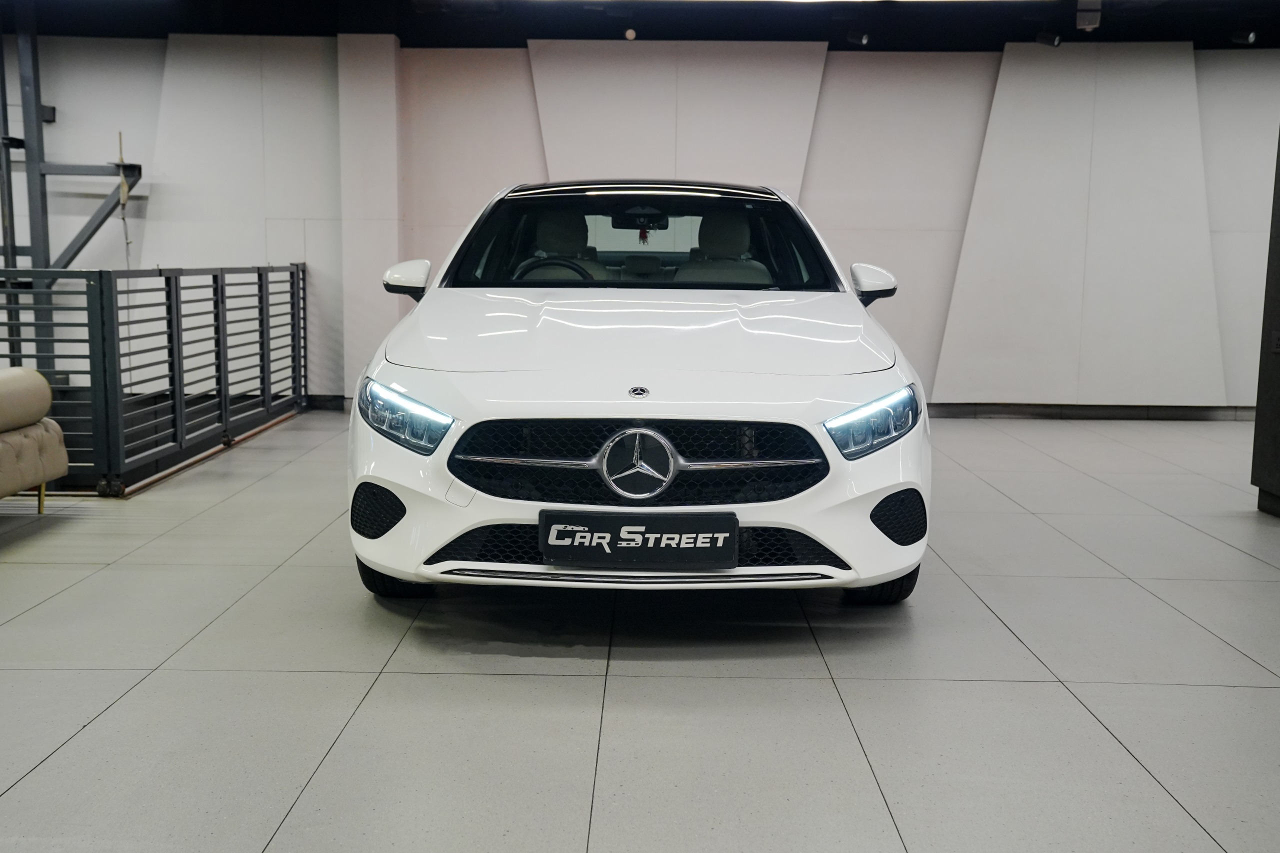 Mercedes-Benz A Class A200 Limousine 